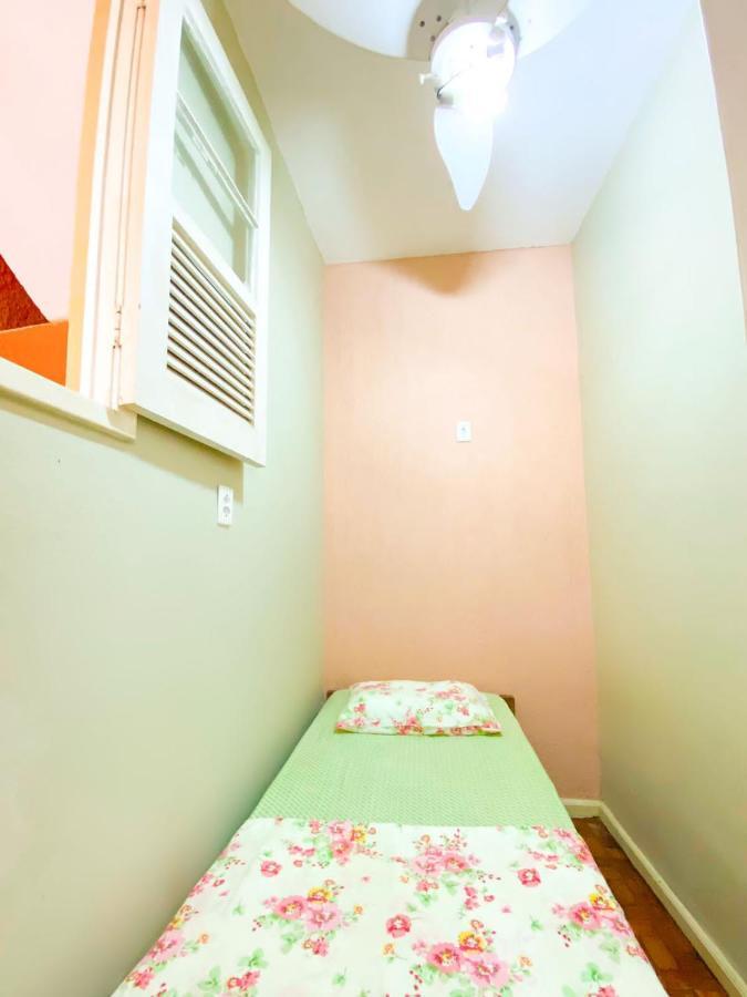 Rio Guesthouse - Um Quarteirao Da Praia De Copacabana 리오데자네이루 외부 사진