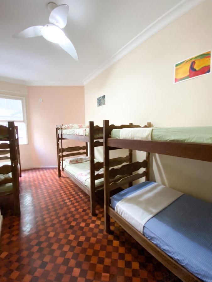 Rio Guesthouse - Um Quarteirao Da Praia De Copacabana 리오데자네이루 외부 사진