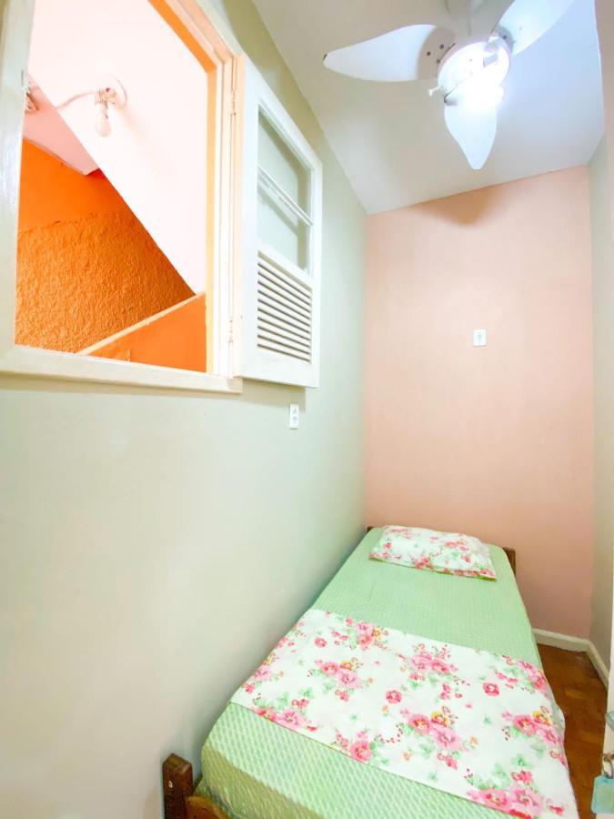 Rio Guesthouse - Um Quarteirao Da Praia De Copacabana 리오데자네이루 외부 사진