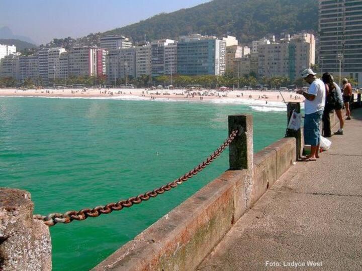 Rio Guesthouse - Um Quarteirao Da Praia De Copacabana 리오데자네이루 외부 사진